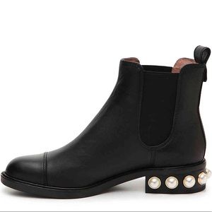 Pearl Heel Chelsea Boots